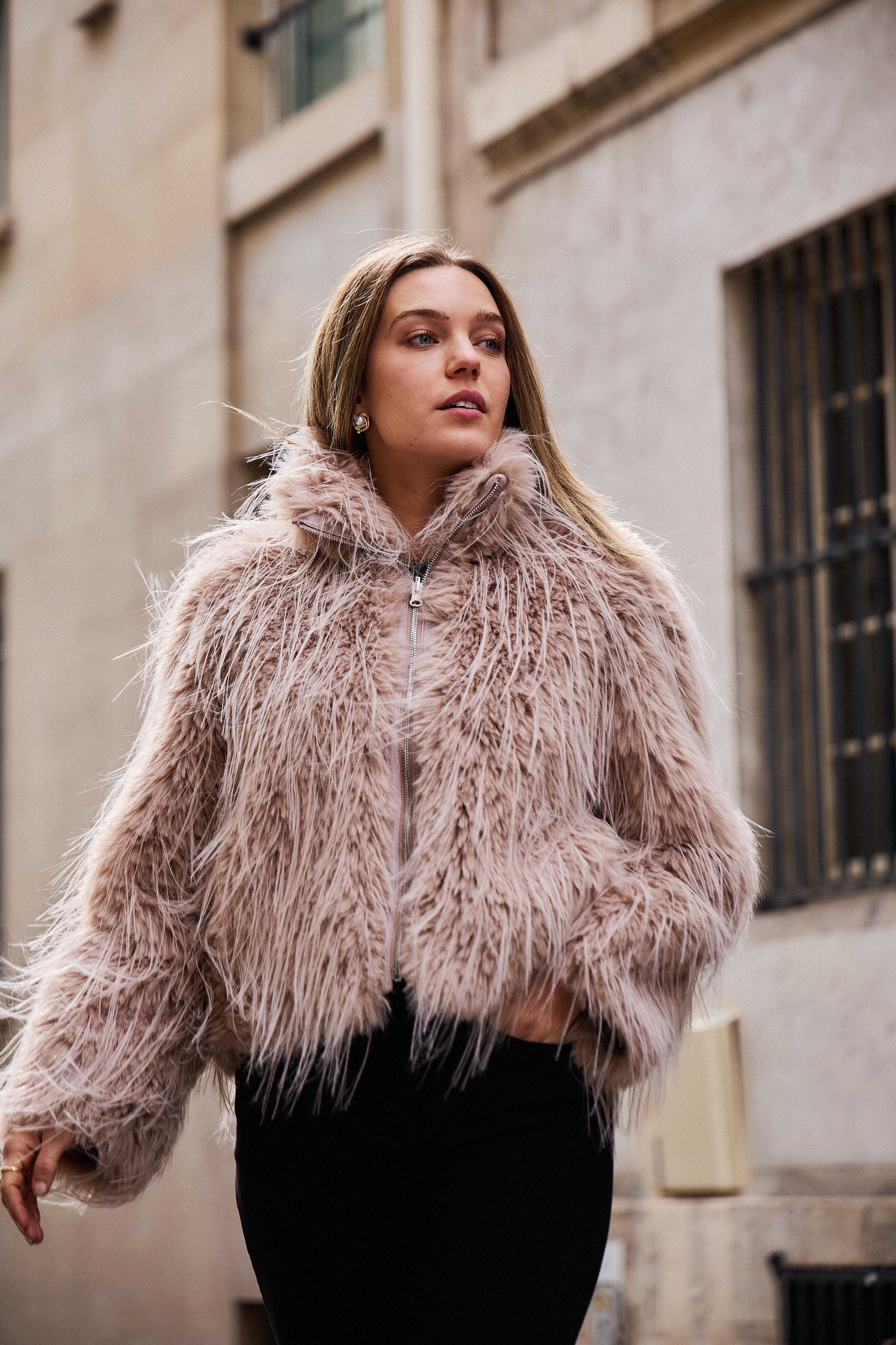 LOU faux fur coat Nude
