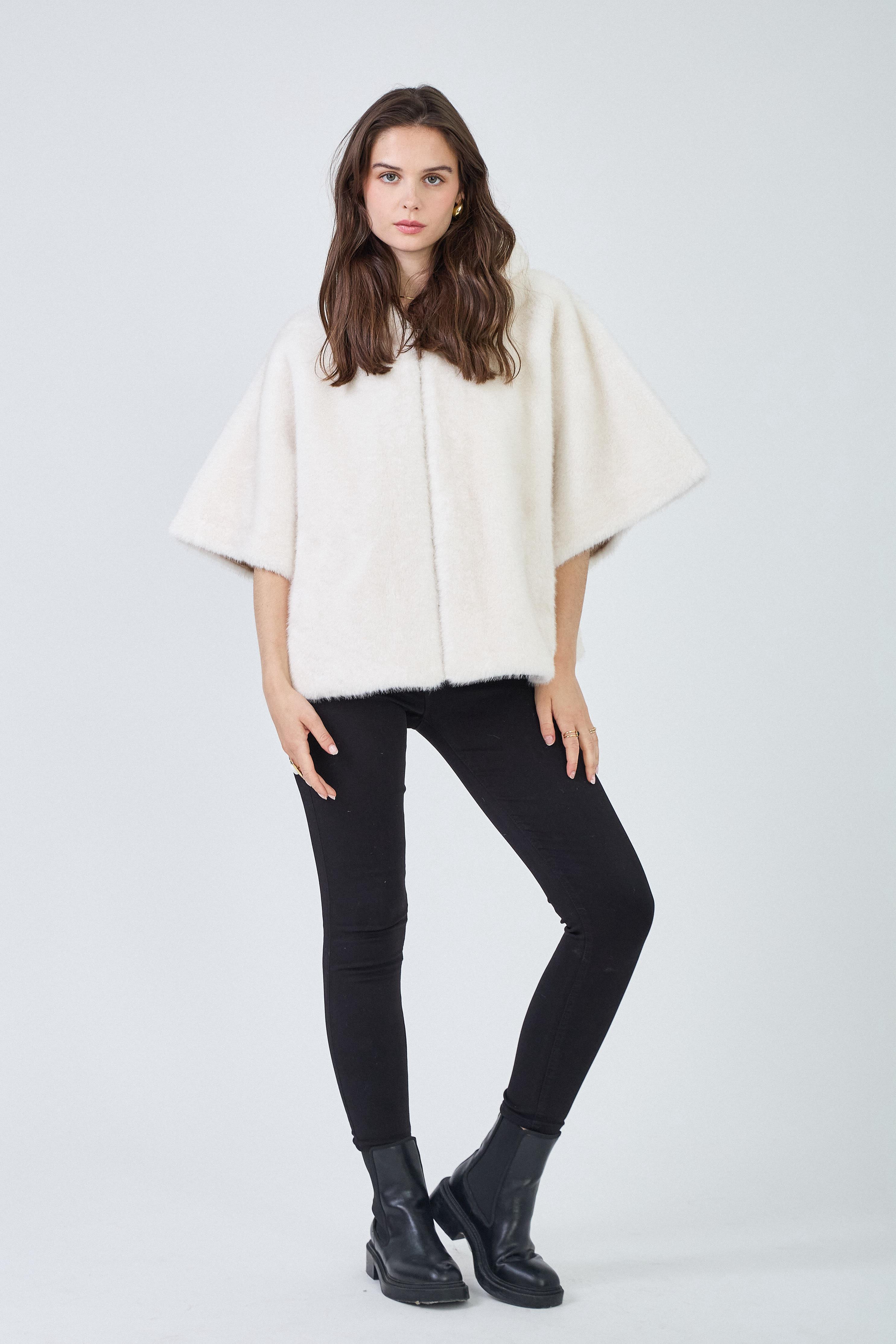 ALIZEE faux fur cape