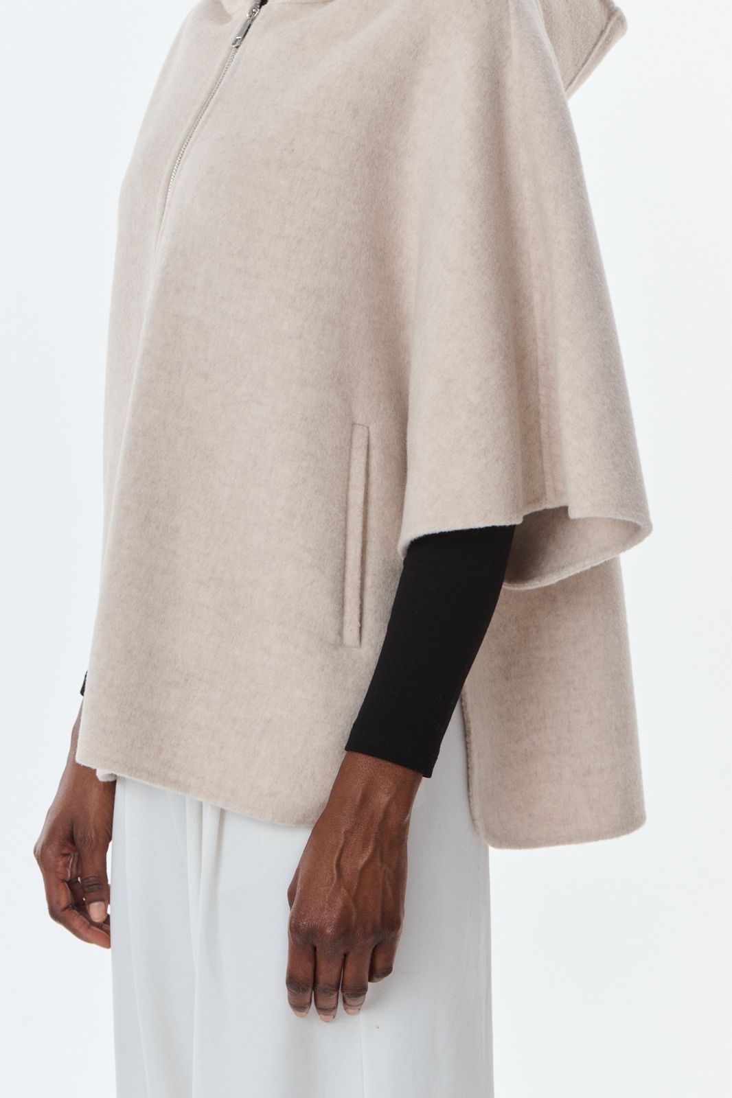 Cape Jordane off - white wol cashmere - Afbeelding 4