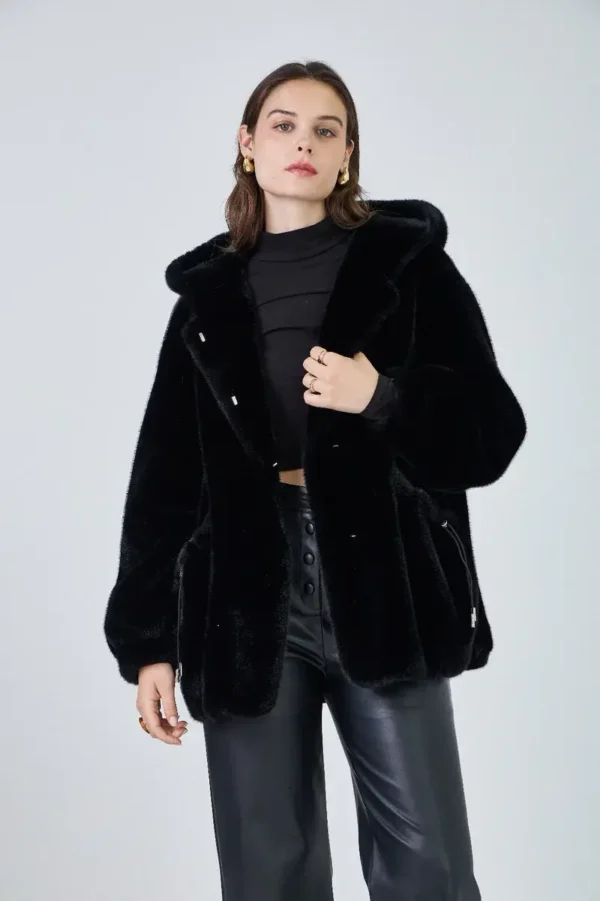 faux-fur-coat-black-selena-foto-1