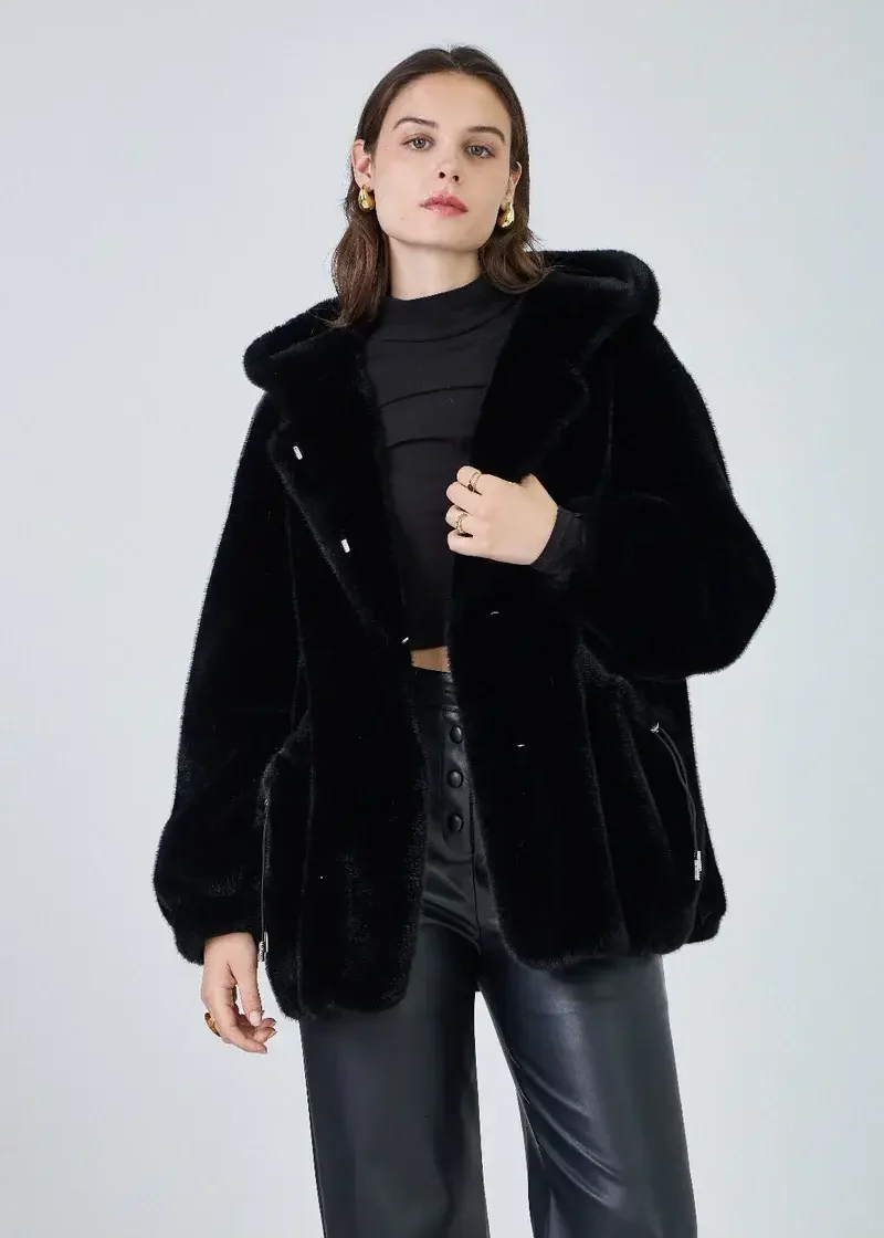 faux-fur-coat-black-selena-foto-1