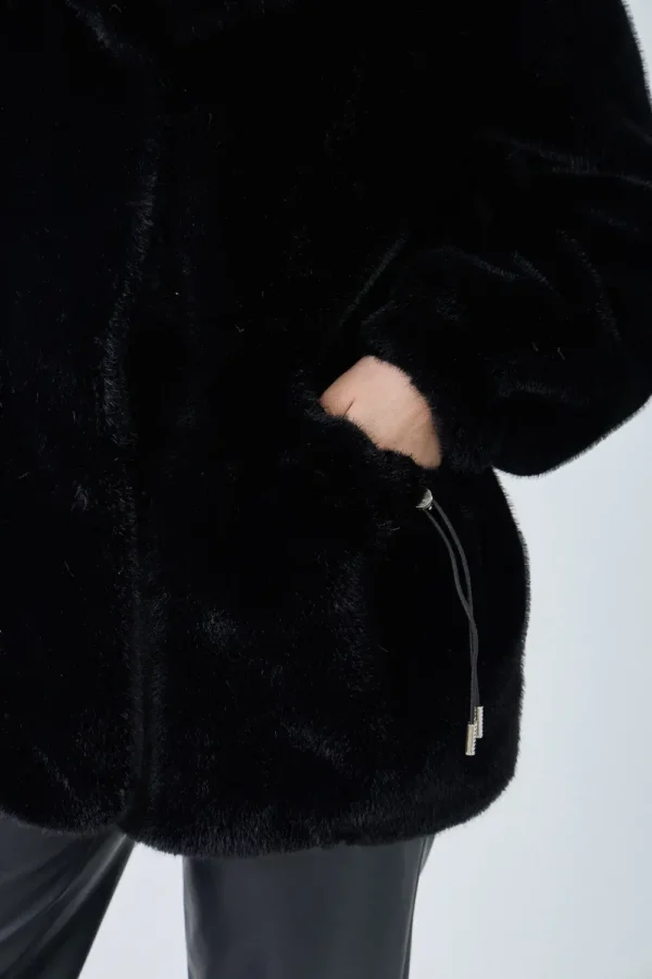 faux-fur-coat-black-selena-foto-5
