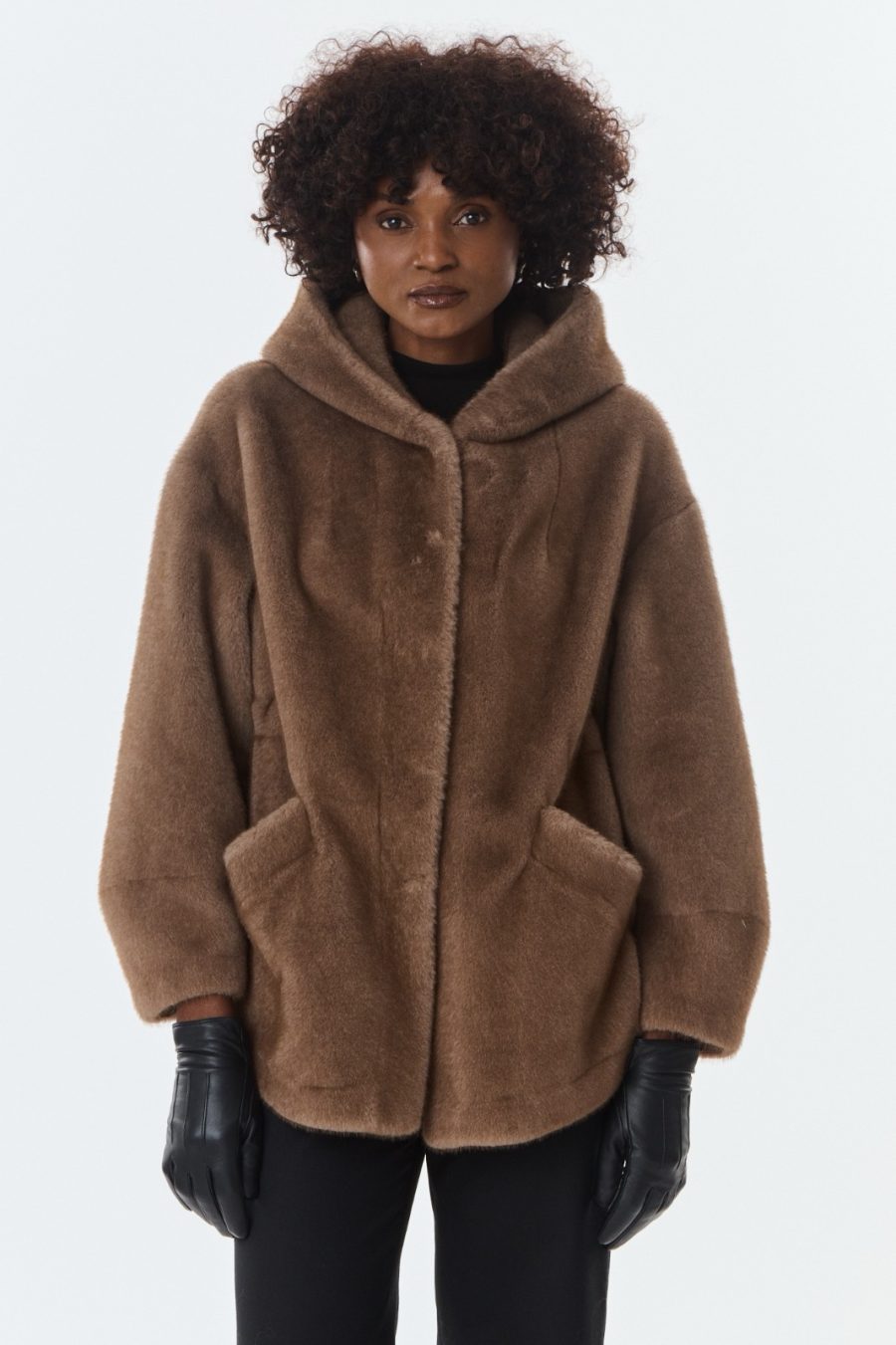 Jas Rebecca Camel