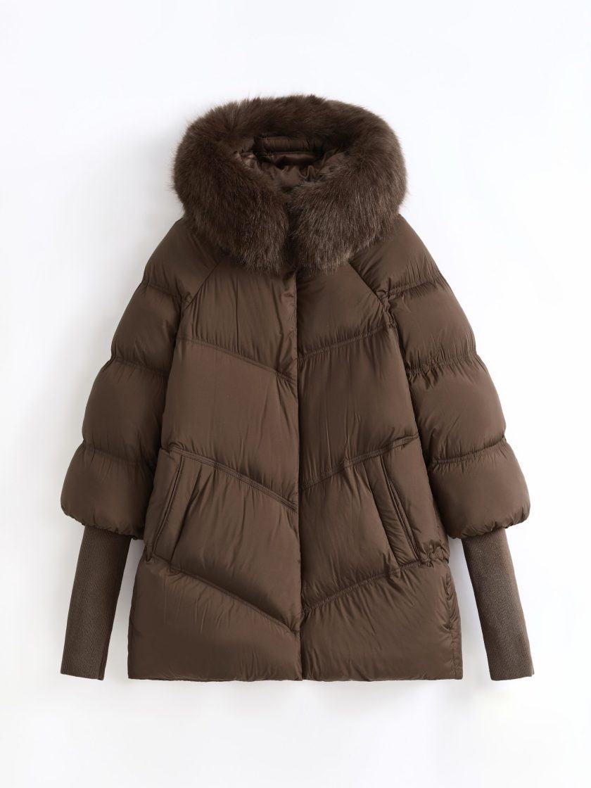 Jas Livia – Oversized winterjas met capuchon en afneembare faux fur kraag - Brown, S/M