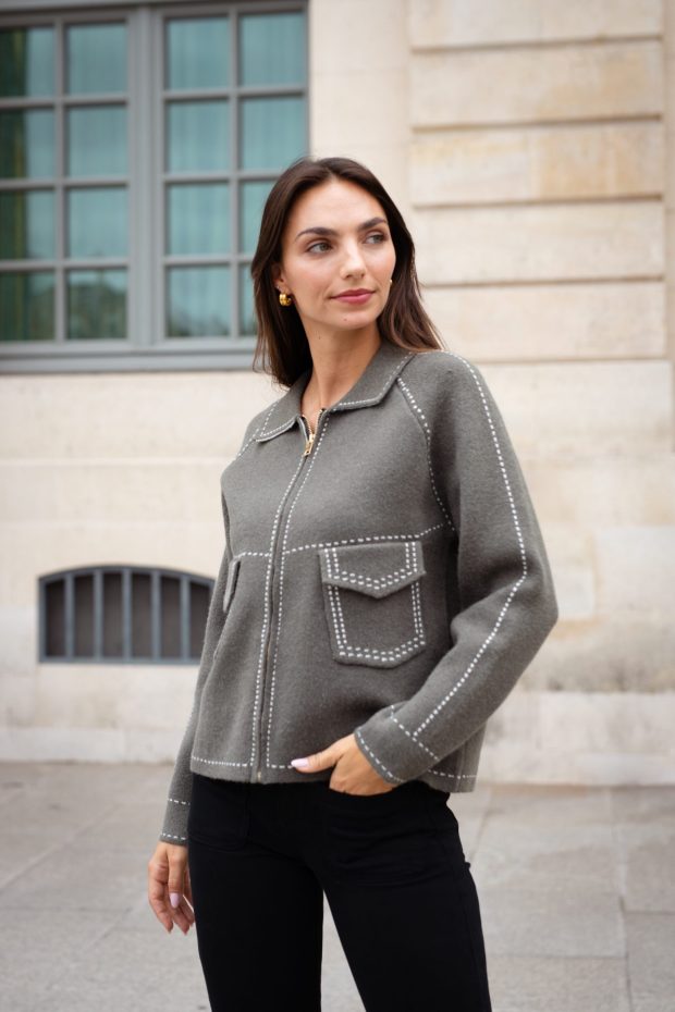 Knit jacket with topstitching and zipper